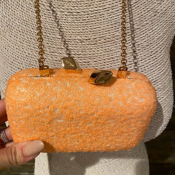 Kotur Coral Sequins Clutch NWT - Picture 2 of 10